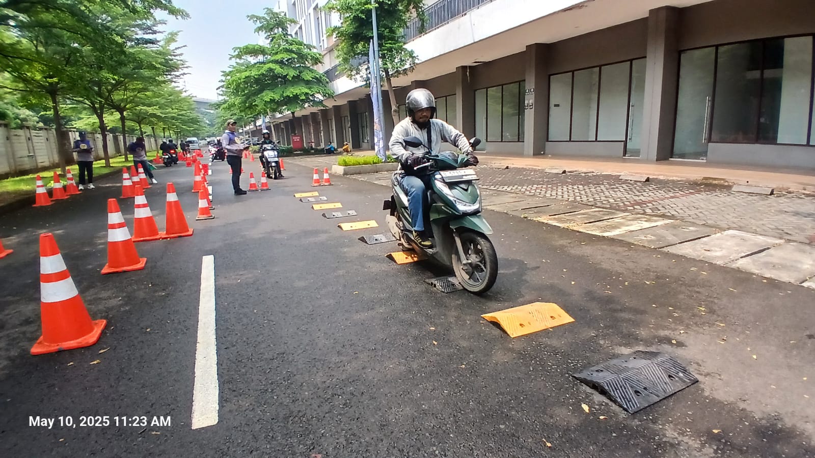 Defensive Riding Training, OTO Group, Bekasi, Jawa Barat, 10 Mei 2025